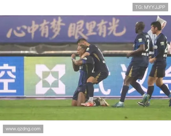 洪德尔卡迪斯正式加盟武汉三镇开启新征程助力球队冲击荣誉